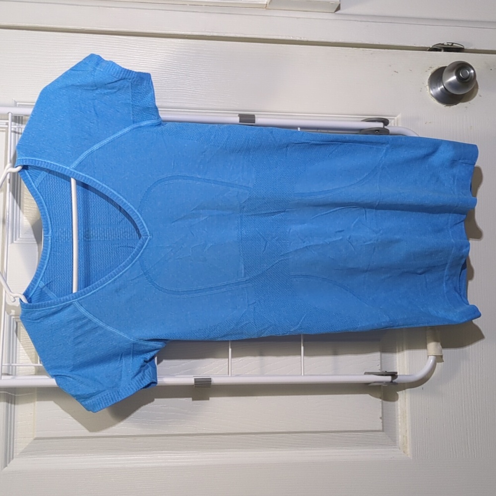 Lululemon Run: Swiftly Tech V Neck